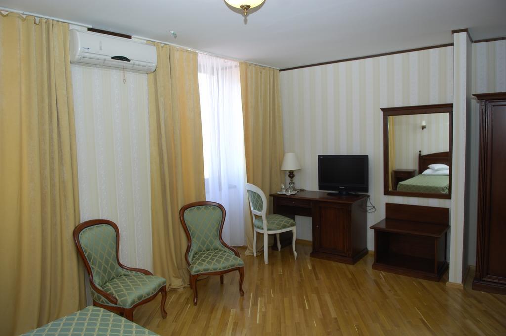 Pensiunea Eden Caransebeş Kamer foto